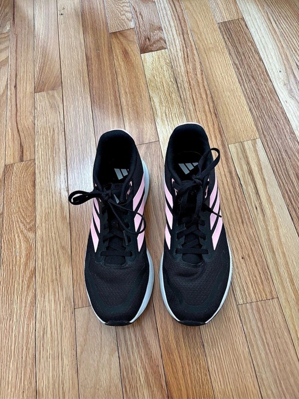 Adidas youth size 7 Athletic Shoes Black Pink barely worn